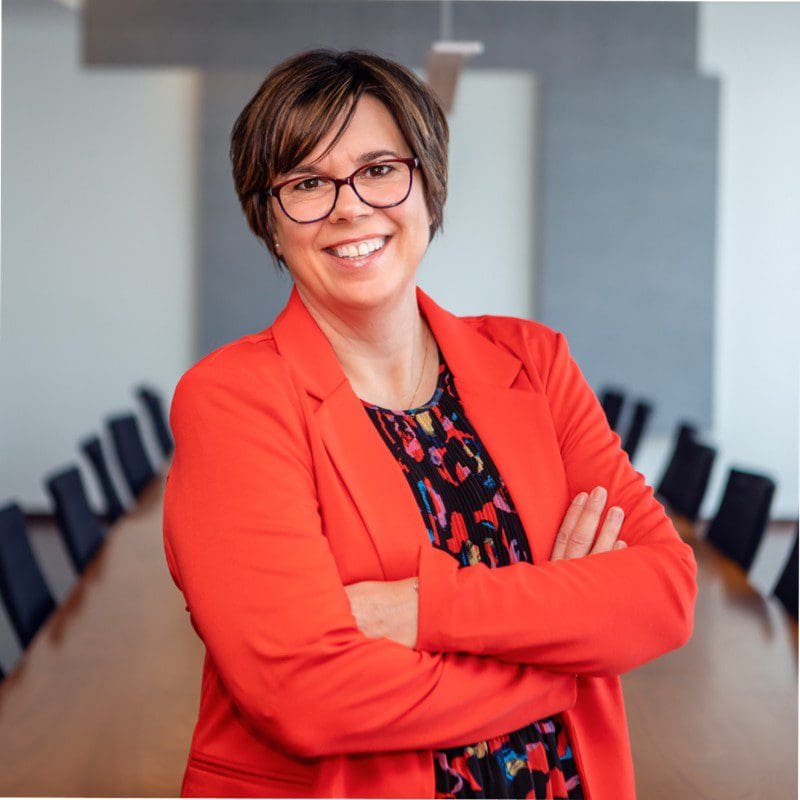 Leesa Hodgson, Directrice Générale chez Excellence industrielle Saint-Laurent